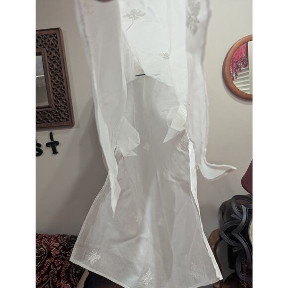 Gorgeous starched white cotton embroidered Kurta/caftan size approx 42 No tag - Picture 3 of 8